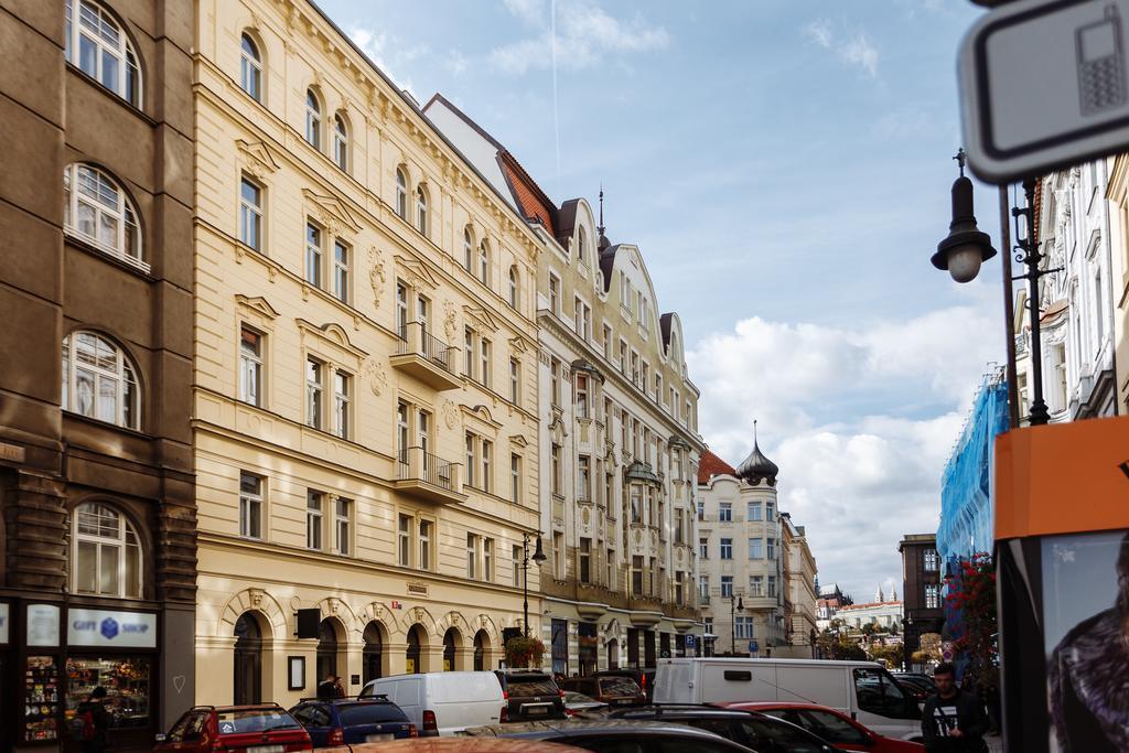 High Heaven Apartment Prague Exterior photo